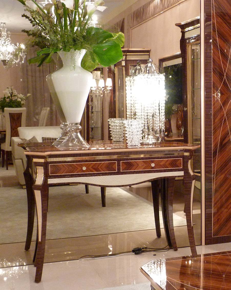 consolle elegante di lusso in legno in stile contemporaneo