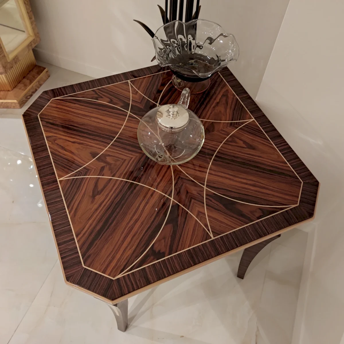 Squared side coffee table made in italy su misura 3